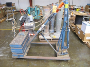 (1) RUGER TWO SPEED HYDRAULIC SYSTEM, MODEL# HP1/2R ,. LOADING & HANDLING FEE $15-4086